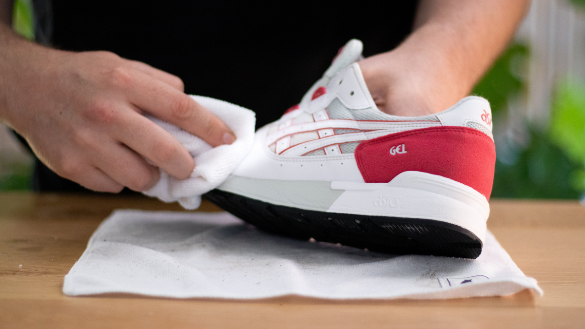 How to Clean ASICS Gel Lyte Step by Step Guide | The Lab